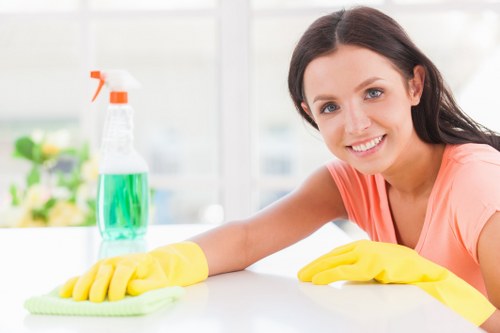 Move-in cleaning service for Kensington homes and flats