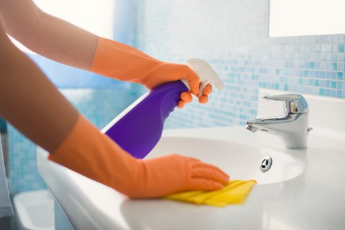 Professional cleaning of kitchen and shared office facilities in Kensington