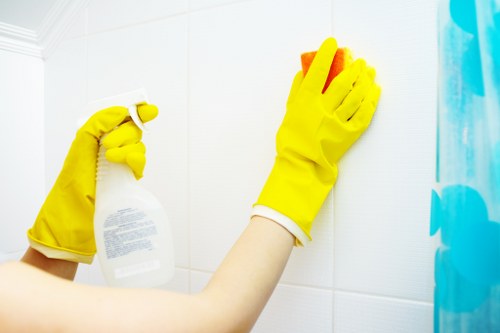 Kensington Airbnb cleaning for apartments and managed short-let homes