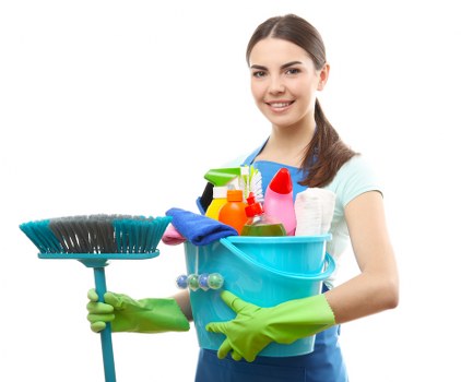 Detailed hard floor cleaning process for a Kensington property